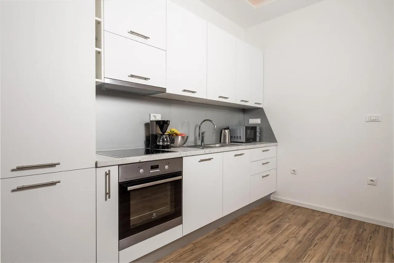 Mary Apartment #1 Rijeka 0*,