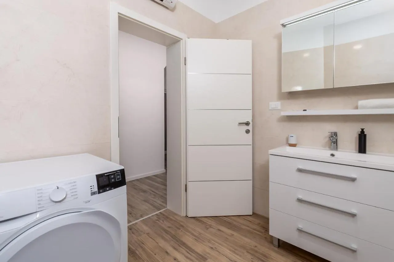 Mary Apartment #1 Rijeka 0*,  Croatia